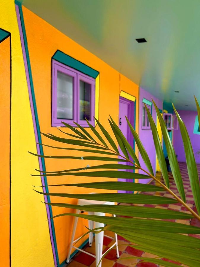 Funk Yeah Hostel Antigua Extérieur photo